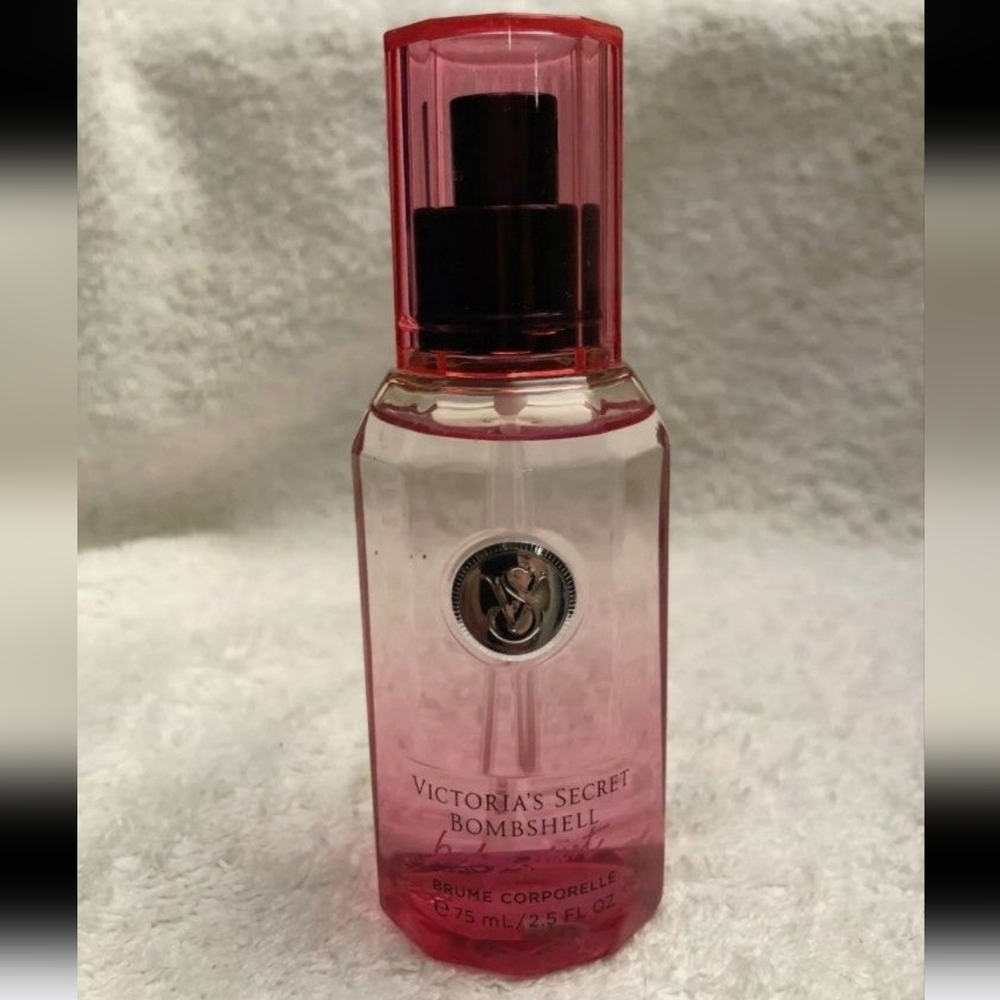 Victoria's Secret Bombshell